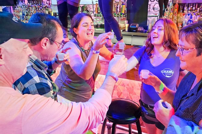 Nashville Live Music Bar Crawl with Local Venues & Drink Specials - What the guide adds to the evening