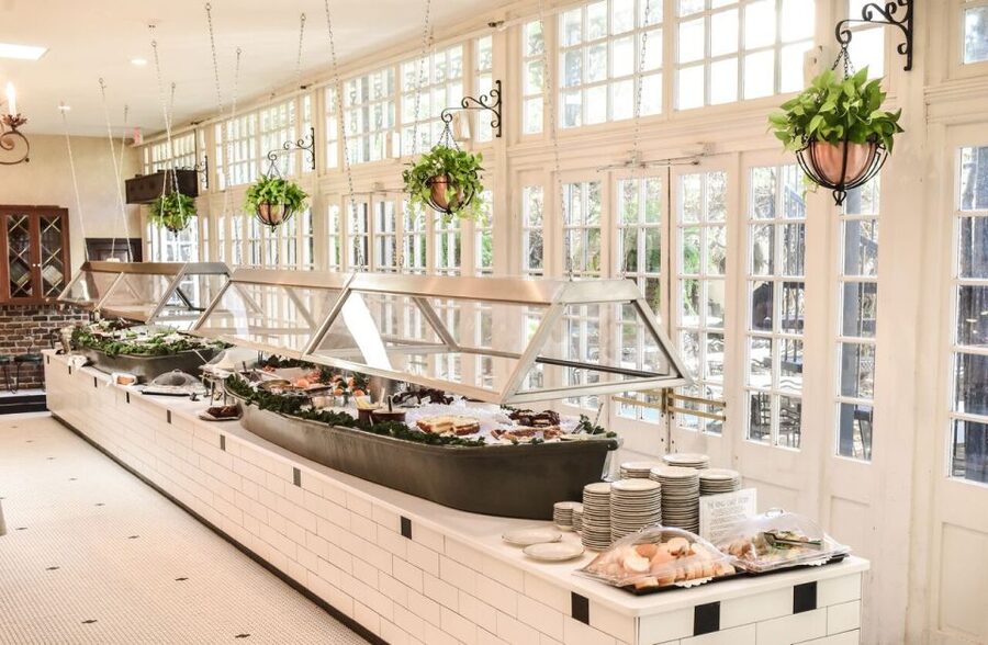New Orleans: 'Court of Two Sisters' Jazz Brunch Buffet - The early buffet: eggs, grits, and grillades