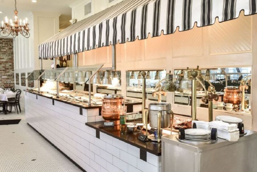 New Orleans: 'Court of Two Sisters' Jazz Brunch Buffet - After 11:30 am, the buffet becomes lunch