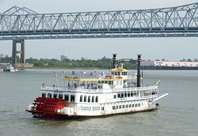 New Orleans: Creole Queen Weekend Morning Jazz Cruise - The brunch: Louisiana comfort food with plenty of choice