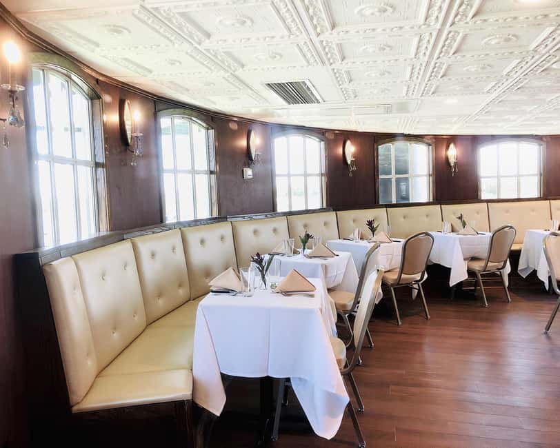 New Orleans: Daytime Steamboat Jazz Cruise + Optional Lunch - Drinks, weather, and comfort onboard