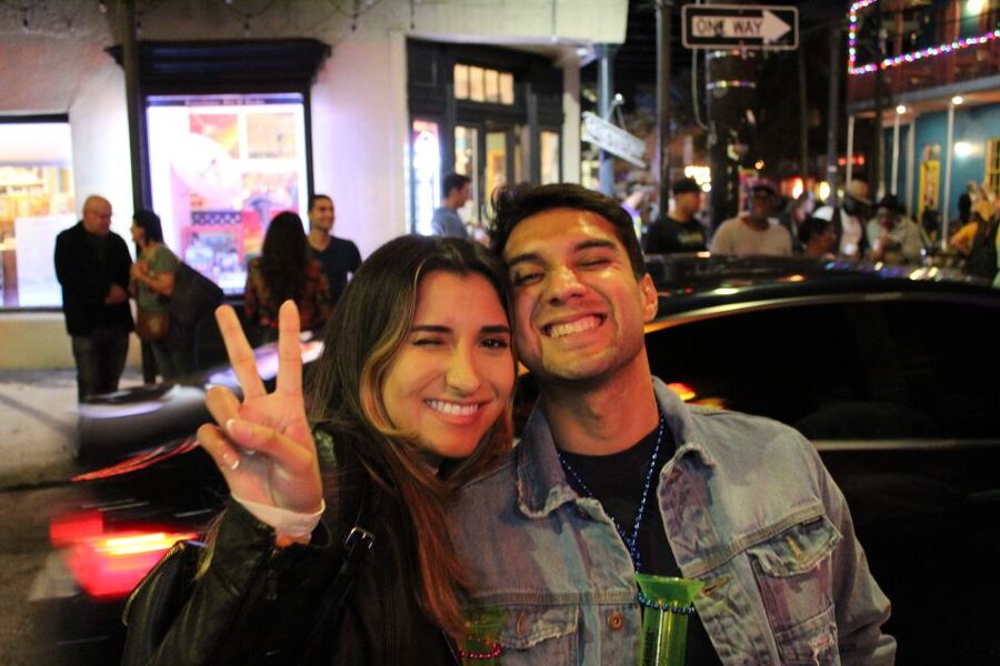 New Orleans: Frenchmen Street VIP Live Music Pub Crawl - A stop at the Frenchmen Art Market