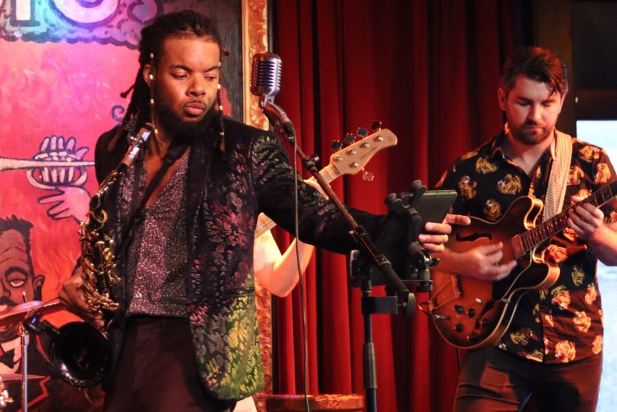 New Orleans: Frenchmen Street VIP Live Music Pub Crawl - Stories about jazz, ghosts, and old Frenchmen folklore