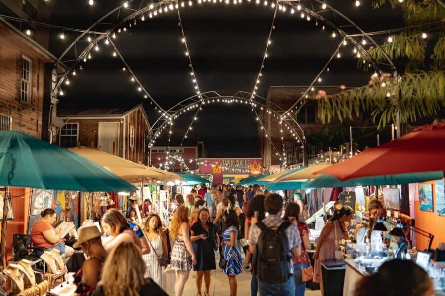 New Orleans: Frenchmen Street VIP Live Music Pub Crawl - The first drink sets the tone
