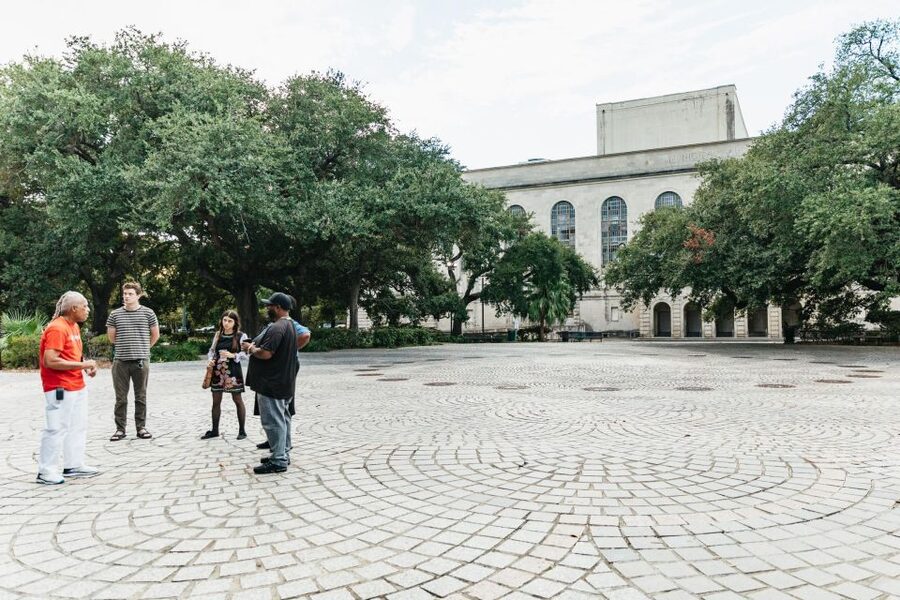 New Orleans: Jazz Roots Tour with Music, Culture & Drink - Into the French Quarter, with history between the songs