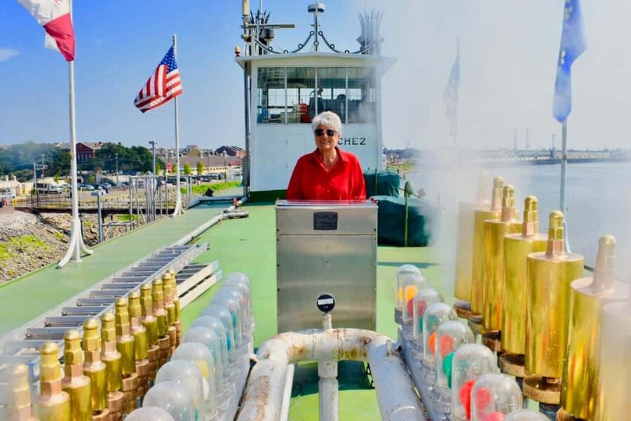 New Orleans: Sunday Steamboat Jazz Cruise + Optional Brunch - Two hours of river views and captain’s narration