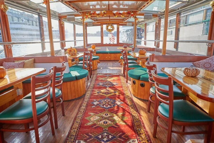 NYC: Evening Jazz Cruise on the Yacht Manhattan - Practical Tips for a Better Evening