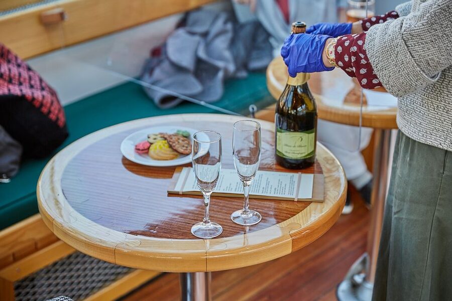 NYC: Holiday Yacht Cruise with Jazz, Cocoa & Carols - Is $134 a fair price?