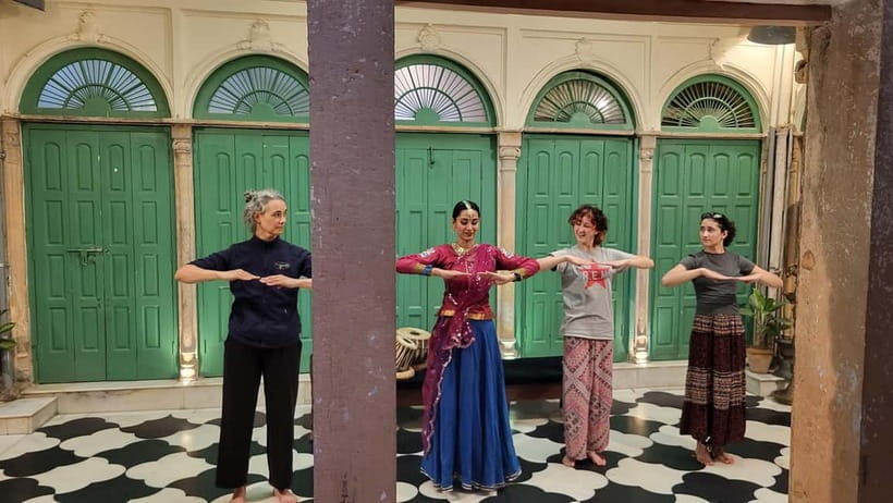Old Delhi Haveli with live Classical dance, music & cuisine - What the $98 price includes