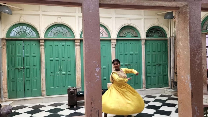 Old Delhi Haveli with live Classical dance, music & cuisine - Meeting at Chanakyapuri or Rajiv Chowk