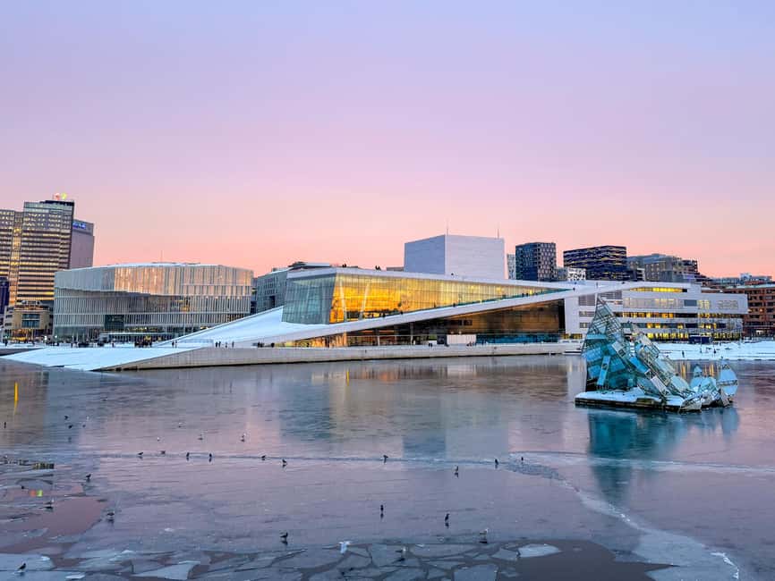Oslo: 3-Course Dinner & Live Music Cruise on the Oslofjord - The Route Begins With Oslo’s Waterfront Icons