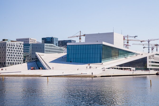 Oslo Private Tour: From The Opera to Vigeland Sculpture Park - Starting on the Opera House roof