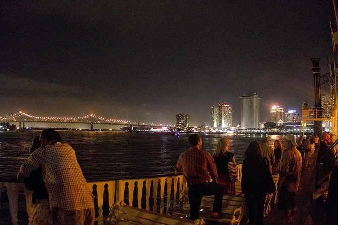 Paddlewheeler Creole Queen Jazz Dinner Cruise in New Orleans - Service, seating, and comfort
