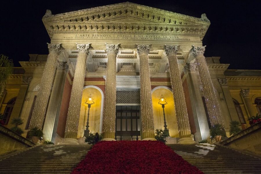 Palermo: Teatro Massimo Opera House Guided Tour - The auditorium’s gold, velvet, and glass