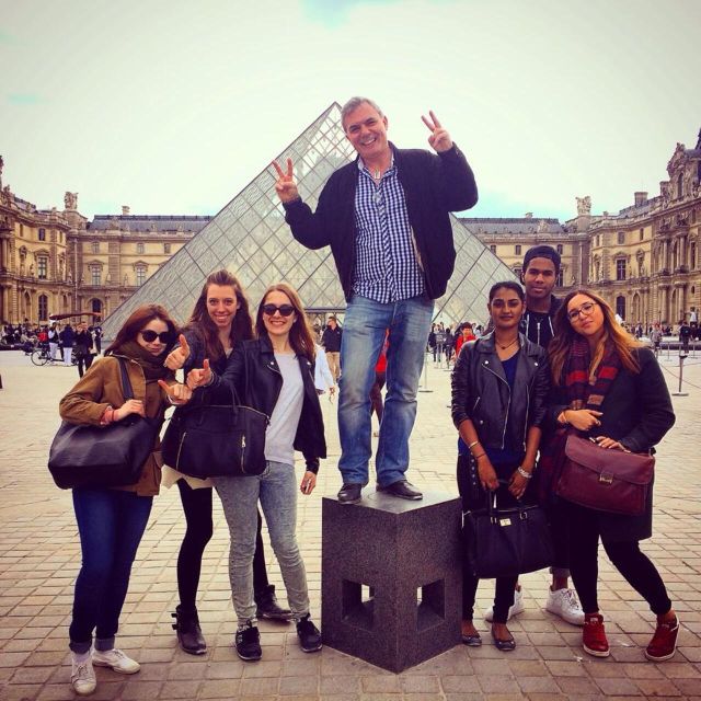 Paris: Guided Walking Tour from Opera Garnier to Notre-Dame - Crossing Pont Neuf to Île de la Cité