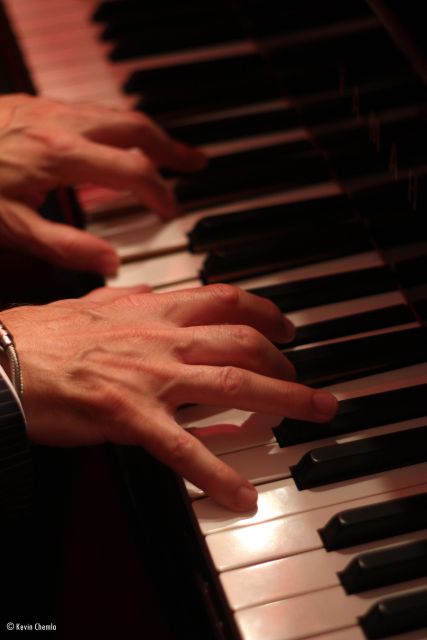 Paris: Romantic Piano Concert at Saint-Julien-le-Pauvre - Why this small Paris concert works so well