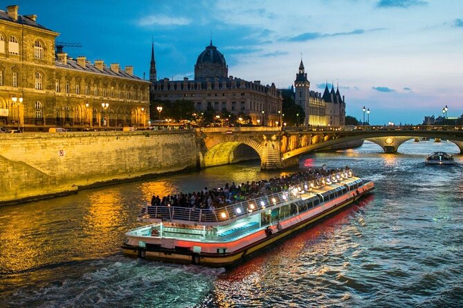 Paris Seine River Dinner Cruise by Maxim's with Champagne & Music - At a glance