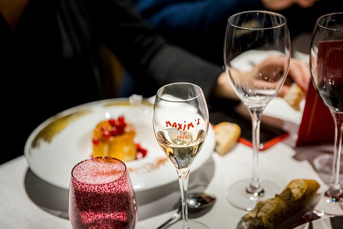 Paris Seine River Dinner Cruise by Maxim's with Champagne & Music - Notre-Dame and Île de la Cité