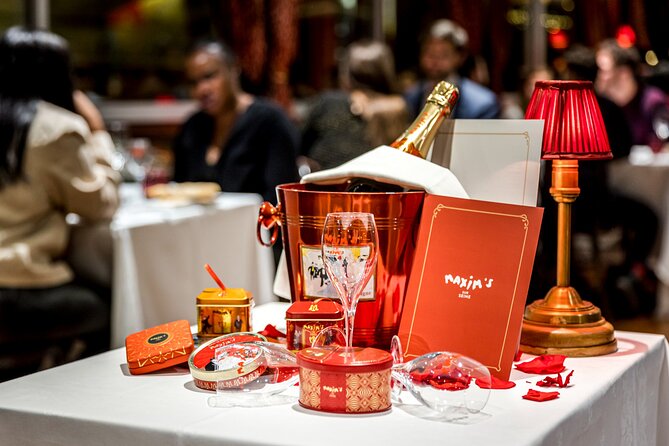 Paris Seine River Dinner Cruise by Maxim's with Champagne & Music - The early and late dinner services