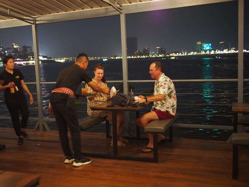 Phnom Penh: Mekong Sunset Dinner Cruise with Live Music - Is $9 a good deal?