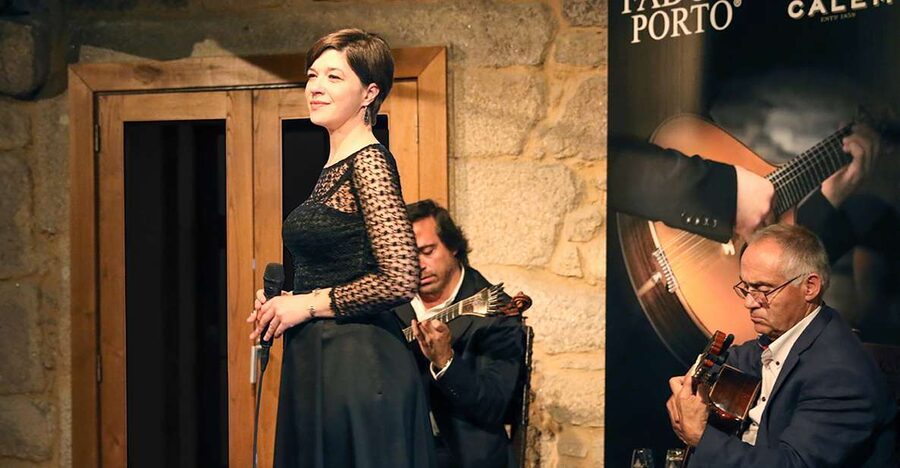 Porto: Cálem Cellar Tour, Fado Show & Wine Tasting - Two ports, not a full tasting flight