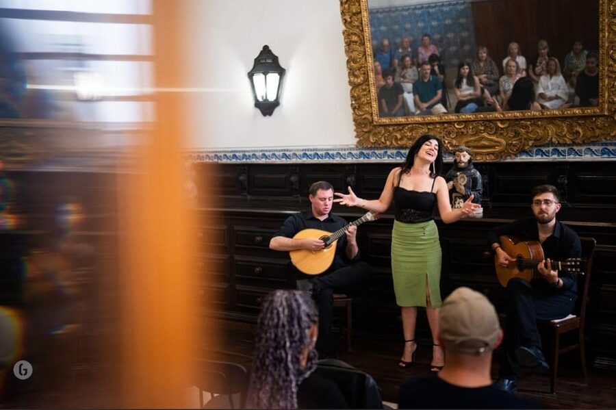 “Porto: Fado Show with Guided Tour in a Historic Monastery” - Entering São Bento da Vitória Monastery