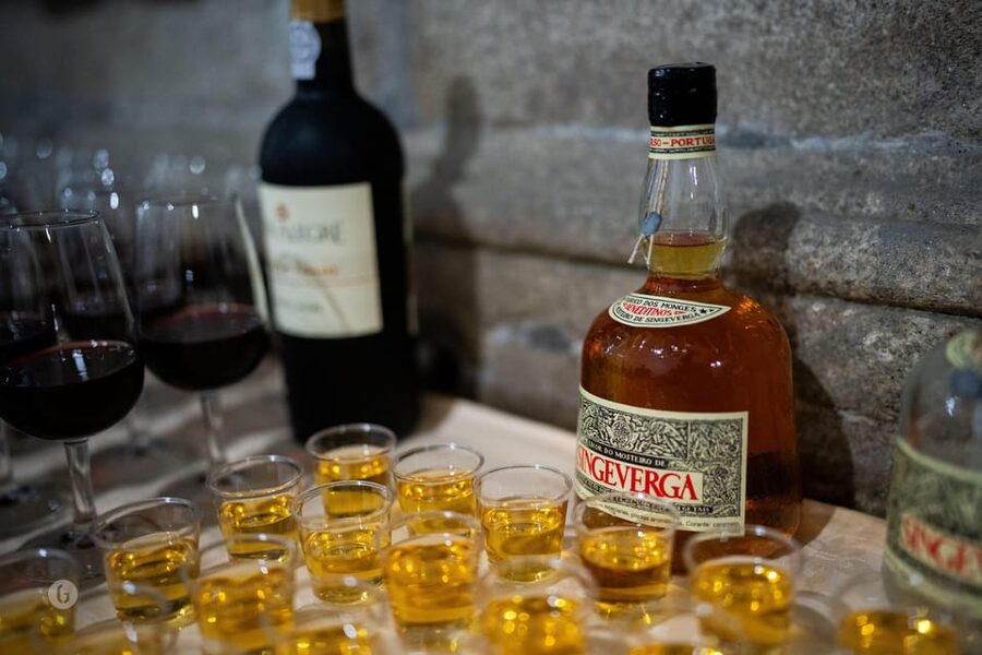 “Porto: Fado Show with Guided Tour in a Historic Monastery” - Who will enjoy this Porto Fado experience