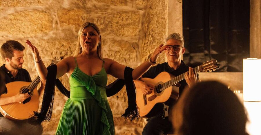 Porto: Live Fado Show with Glass of Port Wine - Should you book the Porto fado show?