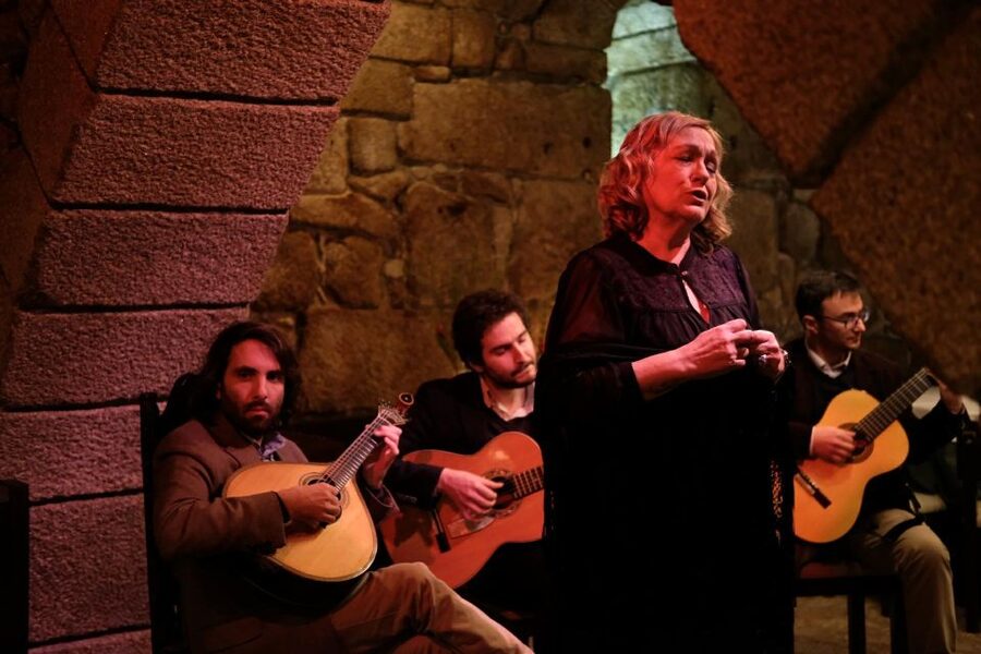 Porto Moonlight Walk & Fado Dinner - Practical details that shape your night