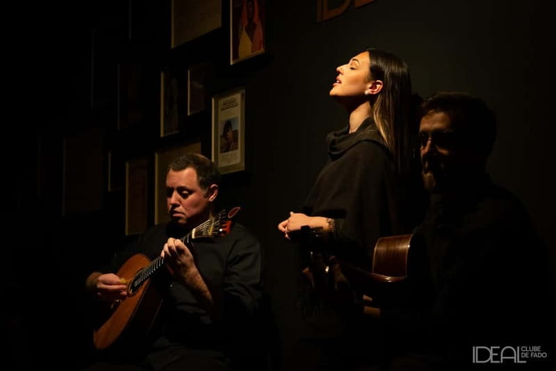 Porto: The highest-rated traditional fado concert (downtown) - Who will enjoy this concert most