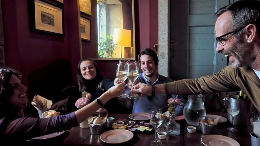 Porto: Wine Tour & One Hour Fado Show | All Included - Tasting Douro, Alentejo, and Vinho Verde at Dogma