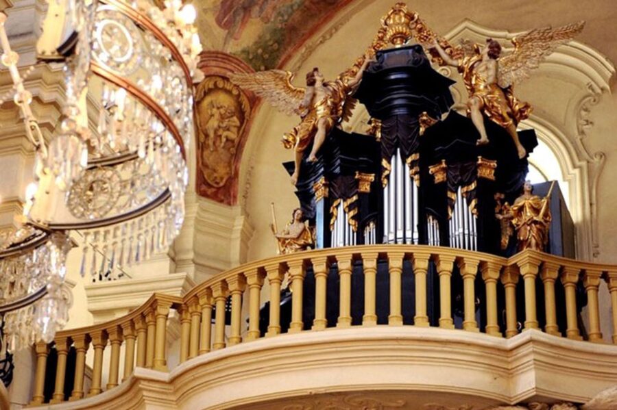Prague: Classical Concert in St. Nicholas Church - Is $30 good value?