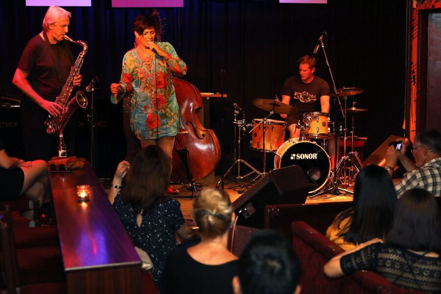 Prague: Concert at Reduta Jazz Club - Finding Národní 20 and entering the club