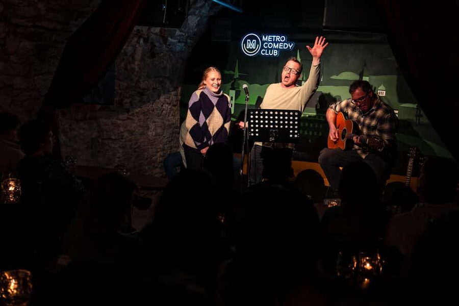 Prague: Sunday Live Music & Stand-Up Comedy Night in English - A Sunday night of comedy beside Charles Bridge