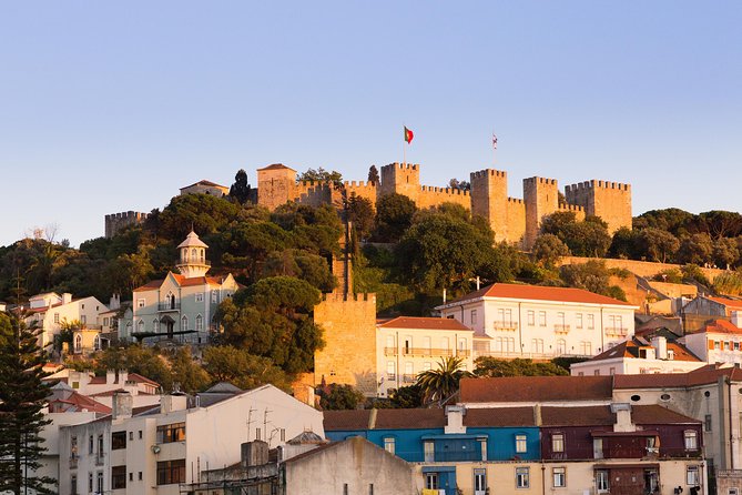 Private Tour: Lisbon Sunset Walking Tour with Fado Show and Dinner - Practical details for a smoother evening