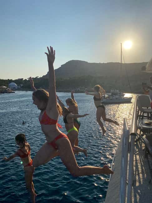Rhodes: Sunset Cruise with Open Bar, Dinner, & Live Music - A boat built for a relaxed evening