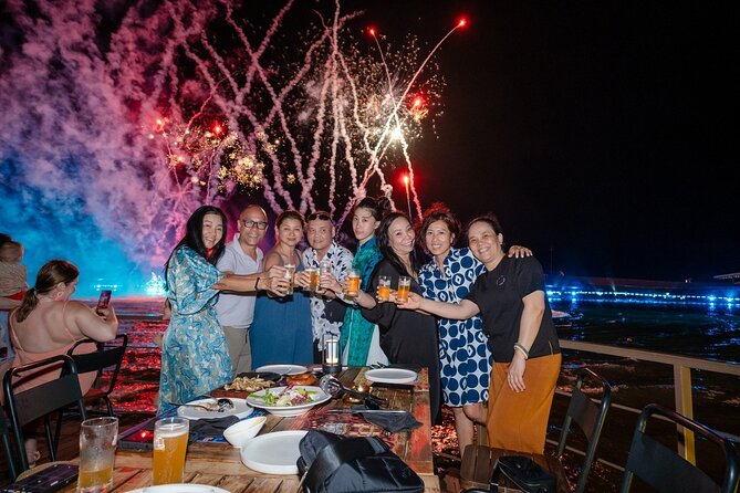 Romantic Dinner with Fireworks, Symphony & Kiss of the Sea Show - The food and service question