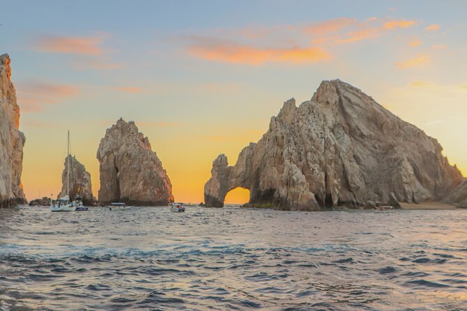 Romantic Sailboat Sunset: Live Music, Premium Bar & Dinner -Cabos - Setting sail from Cabo Marina Tu Enamorado