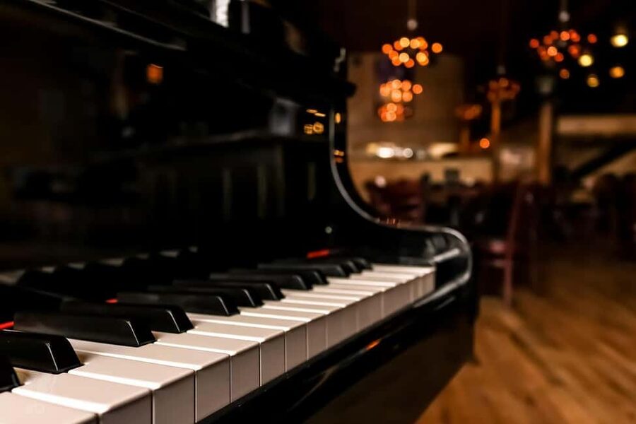 Rome: Chopin Piano Concert by Candle Glow - What the 50-minute program may feel like