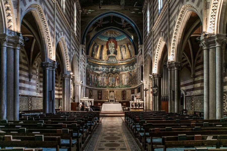 Rome: St. Paul's Within the Walls Church Opera Arias Ticket - The opening act: Verdi, Rossini, and Mozart