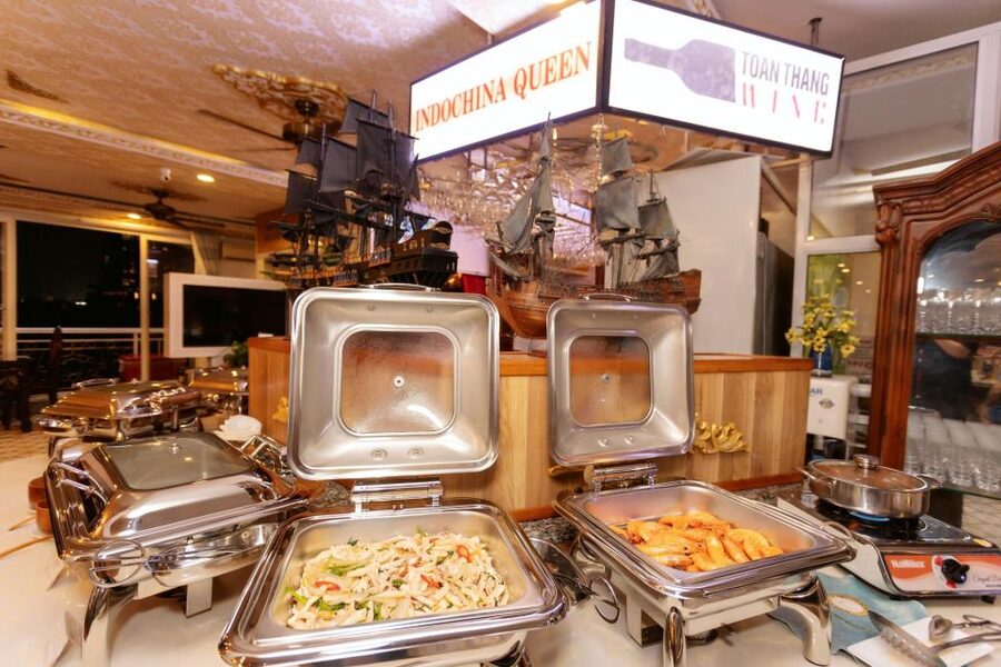 Saigon River Dinner on Cruise with Buffet and live music - What $52 buys you
