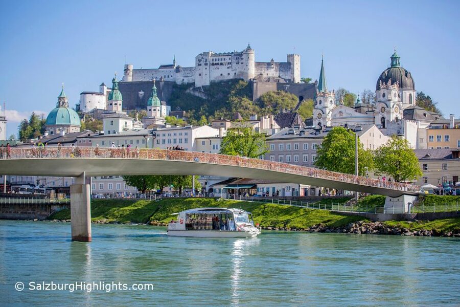 Salzburg: Best of Mozart Fortress Concert - Inside the concert room