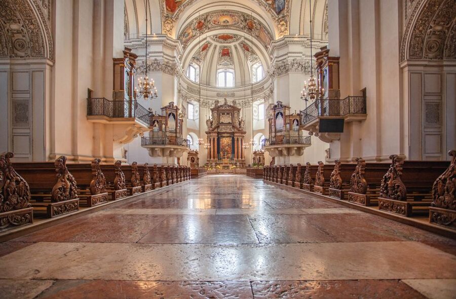 Salzburg Cathedral: Organ Concert at Midday - The Sound Inside the Cathedral