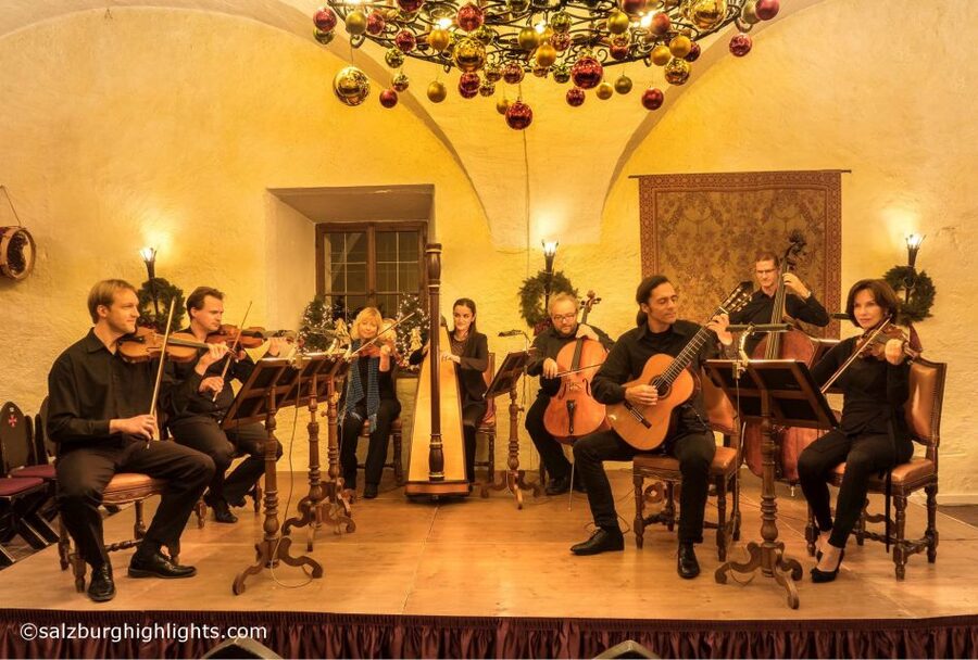 Salzburg: Christmas/Advent Concert at Fortress Hohensalzburg - The funicular ride from Festungsgasse