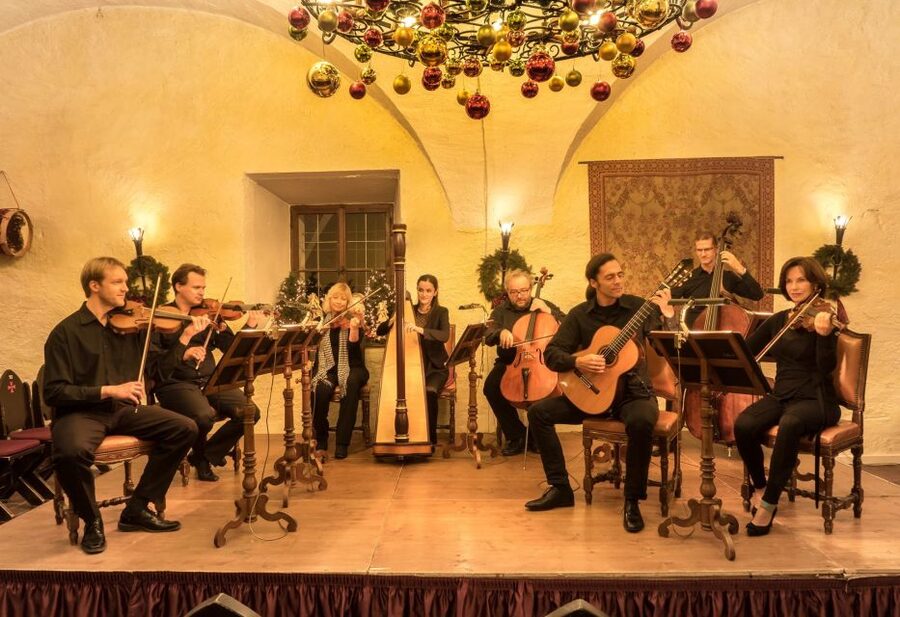 Salzburg: Christmas/Advent Concert & Dinner - Is the VIP dinner worth the added cost?