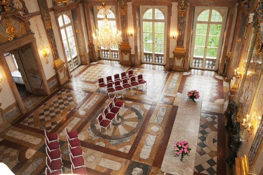 Salzburg: Dinner and Classical Concert at Mirabell Palace - Who will enjoy this Salzburg evening?