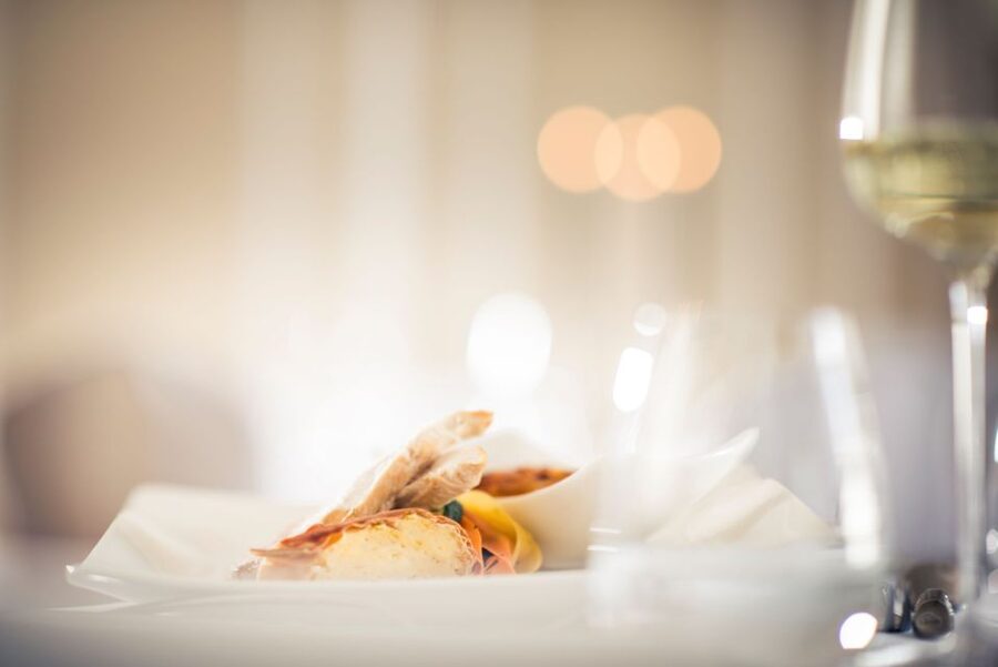 Salzburg: Mozart Concert with Dinner - A candlelit Mozart evening in St. Peter’s Abbey
