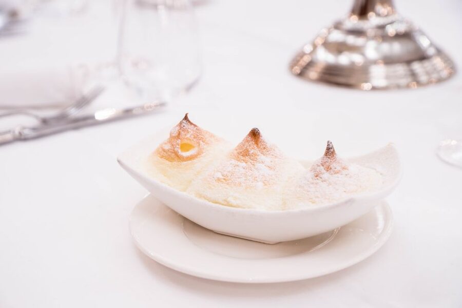 Salzburg: Mozart Concert with Dinner - Why the singers make the evening work