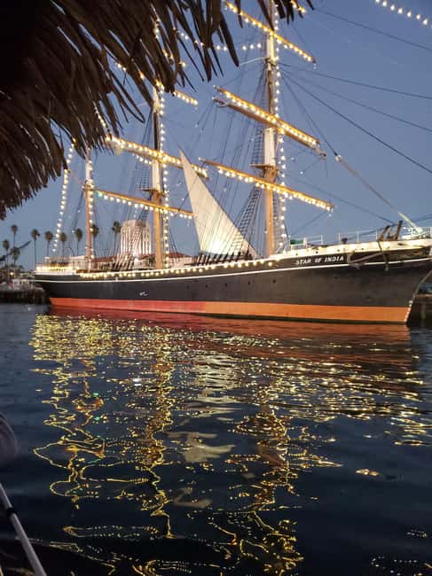 San Diego: Enjoy a jazz cruise on Laki's Lounge - A Floating Lounge Rather Than a Traditional Harbor Tour