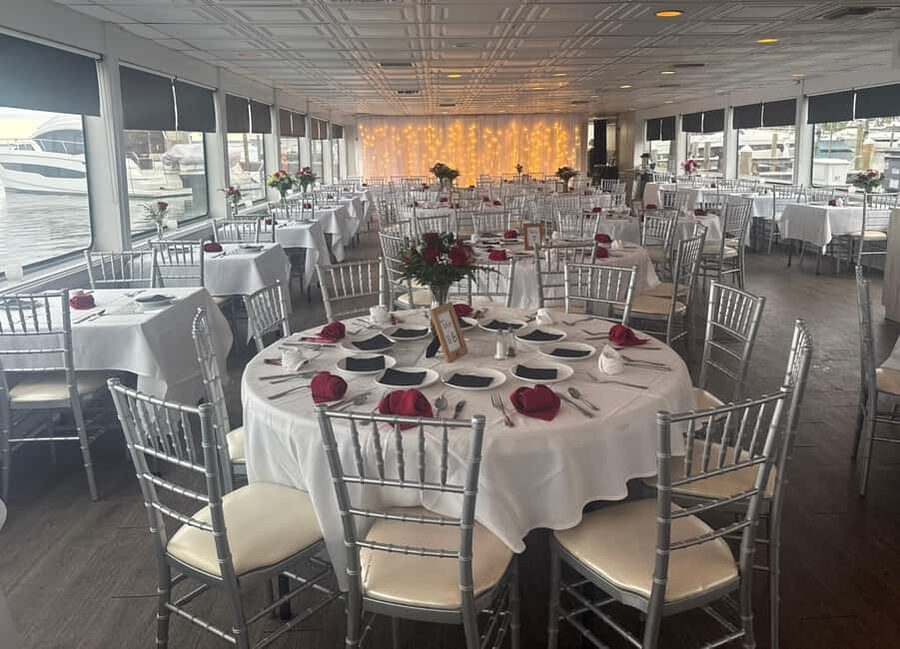 Sandestin: Sunset Dinner Cruise with Live Music - Who will enjoy this cruise most